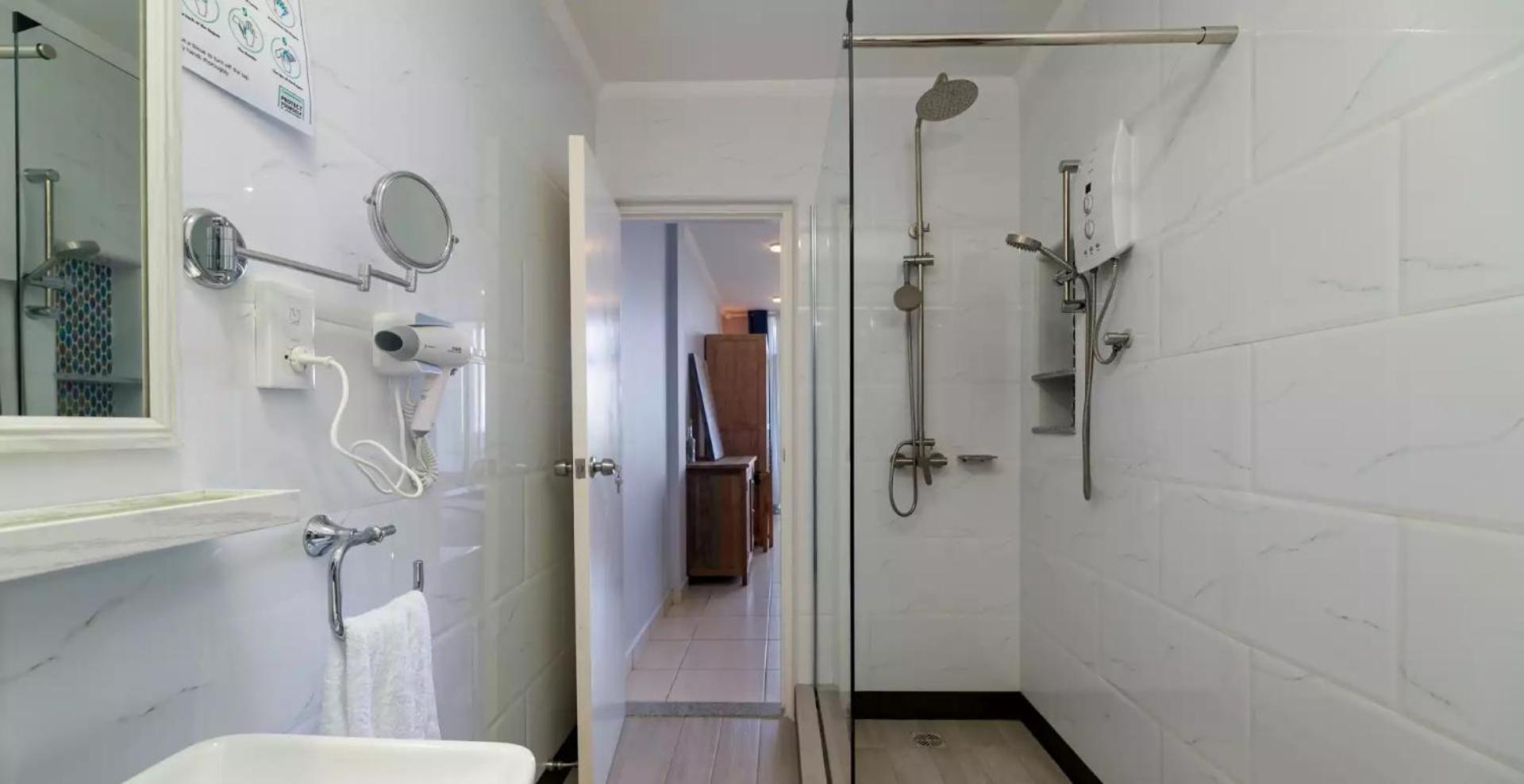 Beau Vallon Studios - Apartments Vacation Rentals Victoria Buitenkant foto