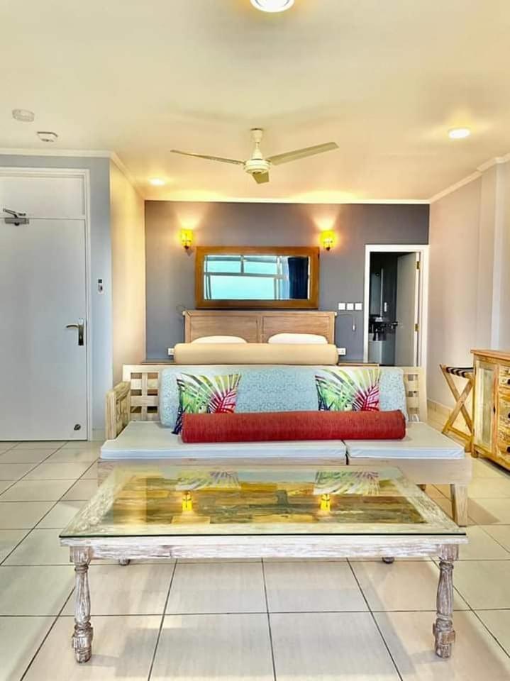 Beau Vallon Studios - Apartments Vacation Rentals Victoria Buitenkant foto